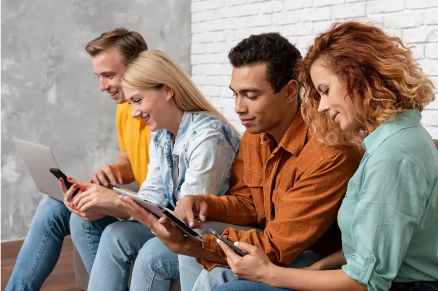 Todos podemos reducir nuestra contribución a la huella de carbono de la industria digital con algunos gestos simples.